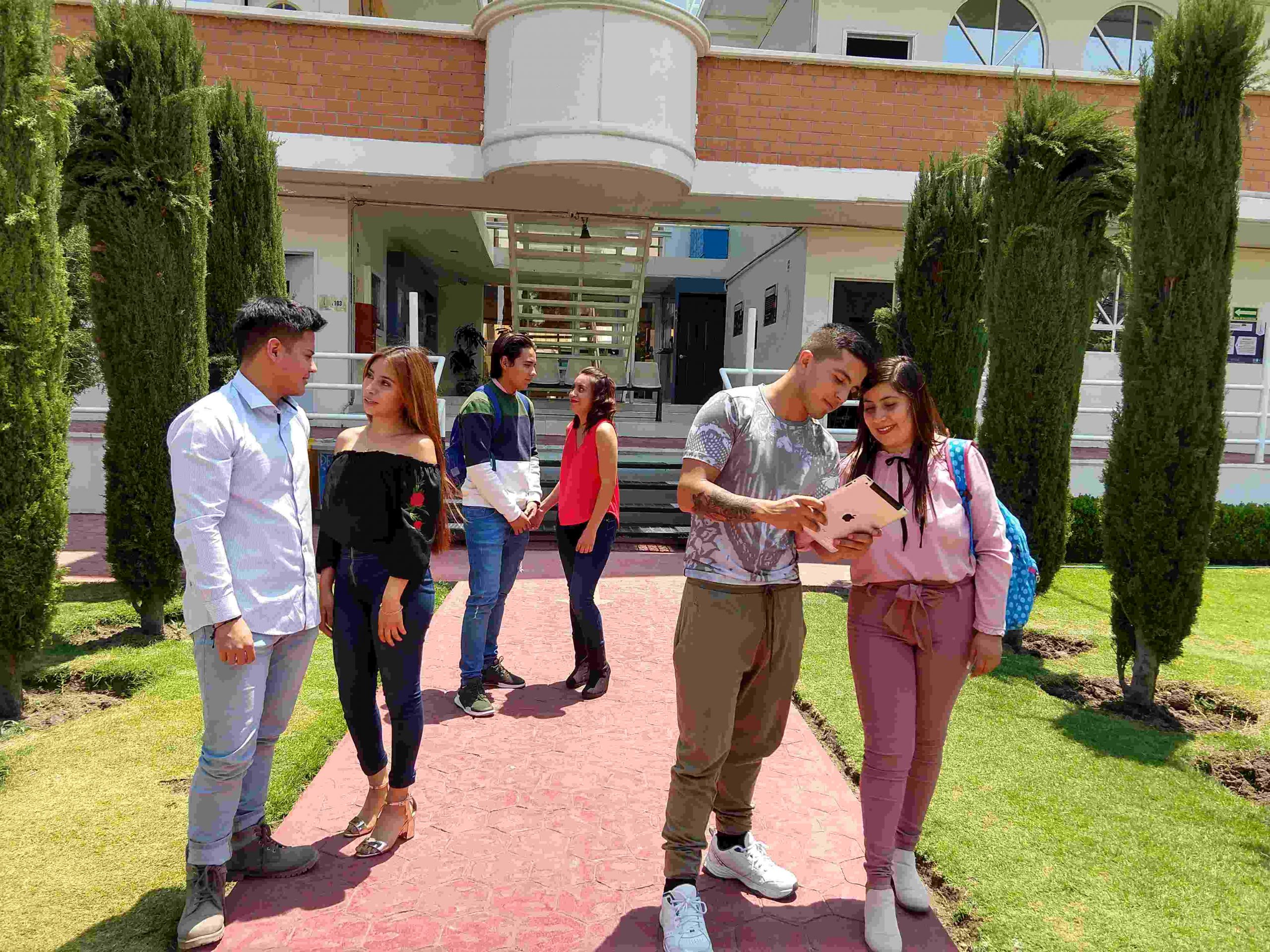 IMG_20190403_120238270_HDR-compressed